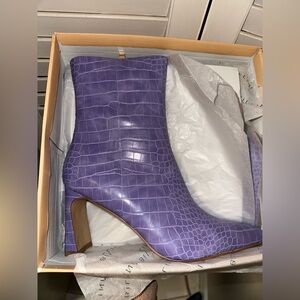 Bellini Purple Ankle Boots